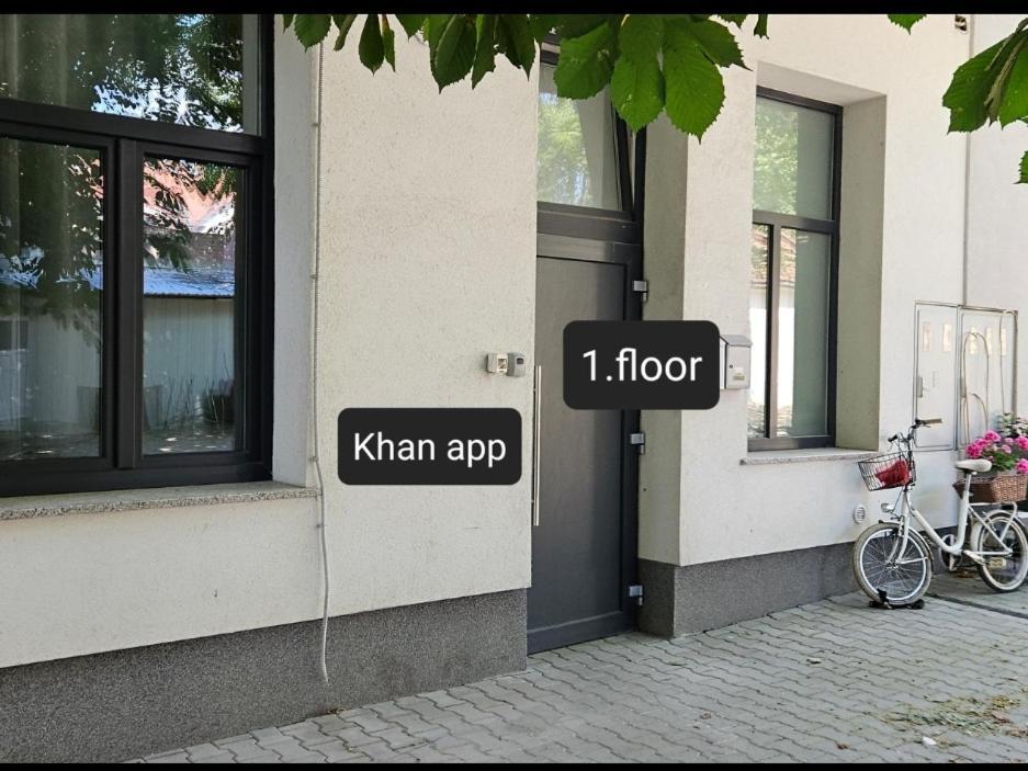 Khan Apartments Ljubljana Exterior photo