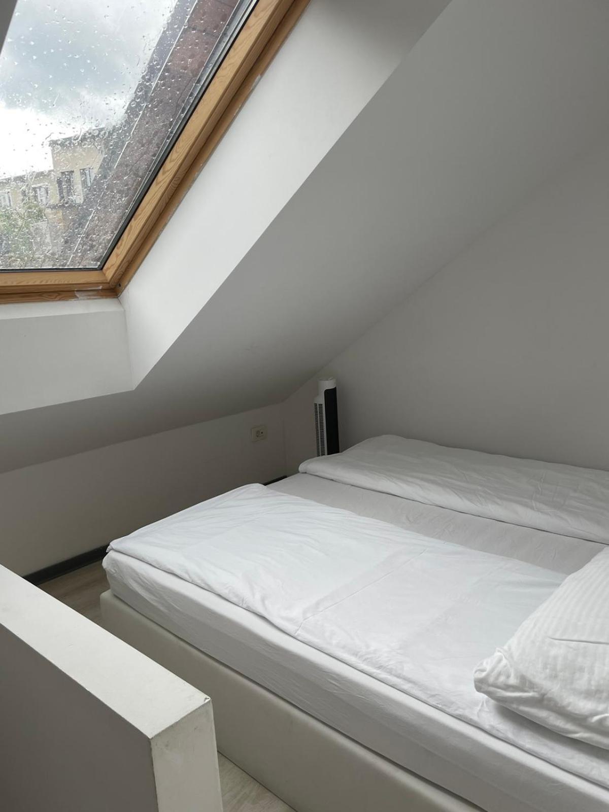 Khan Apartments Ljubljana Room photo